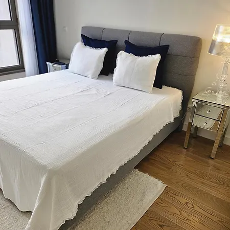 Hajdana Lux Waterfront *