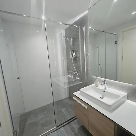 Hajdana Lux Waterfront